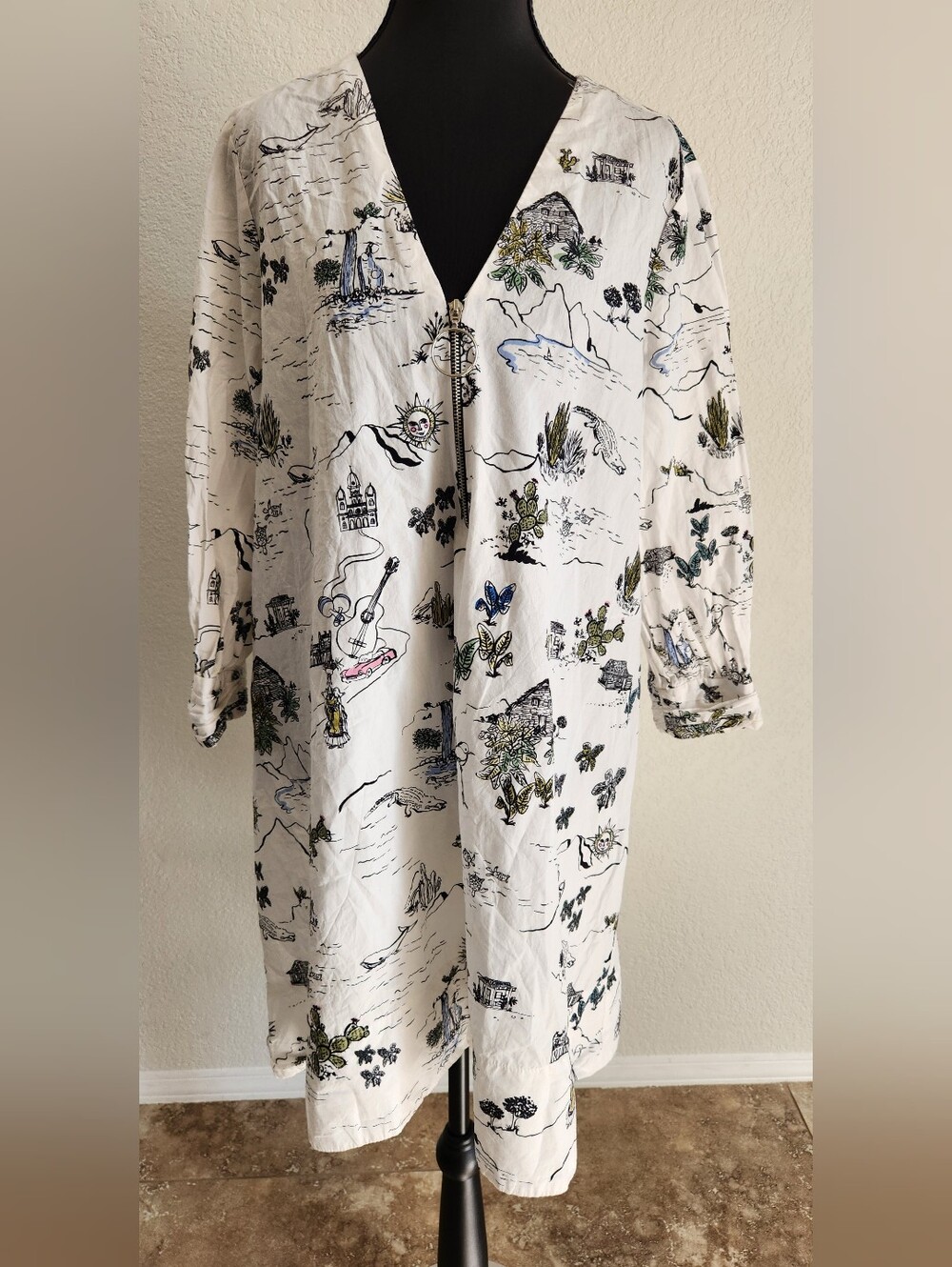 Zara White Tunic Dress Whimsical Desert Landscape Print Cotton, Pull Ring Zipper